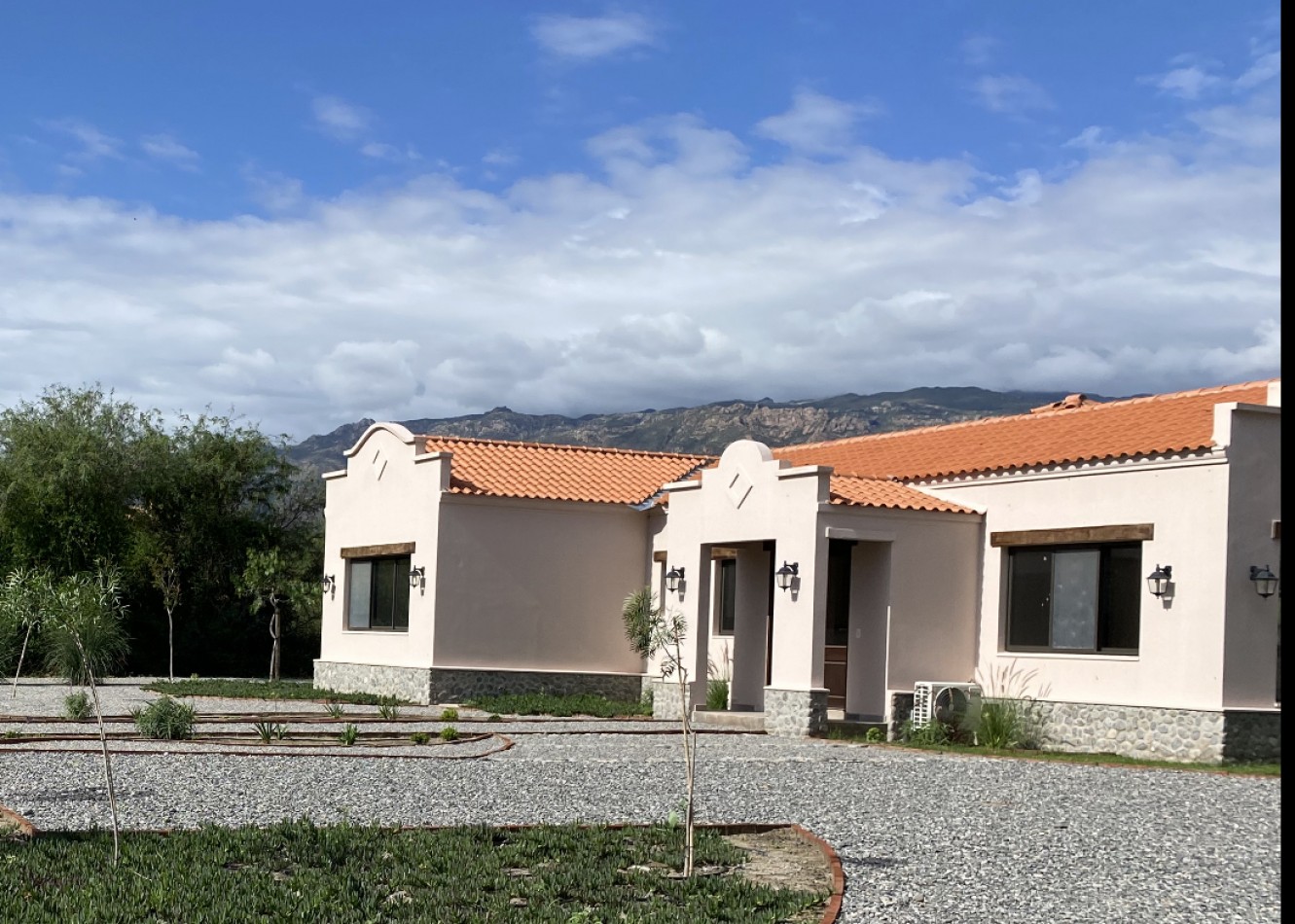 VIVIENDA EN ESTANCIA DE CAFAYATE A ESTRENAR
