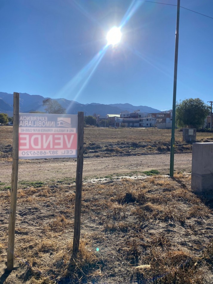 7 Lotes a la venta en Barrio Los Aromas