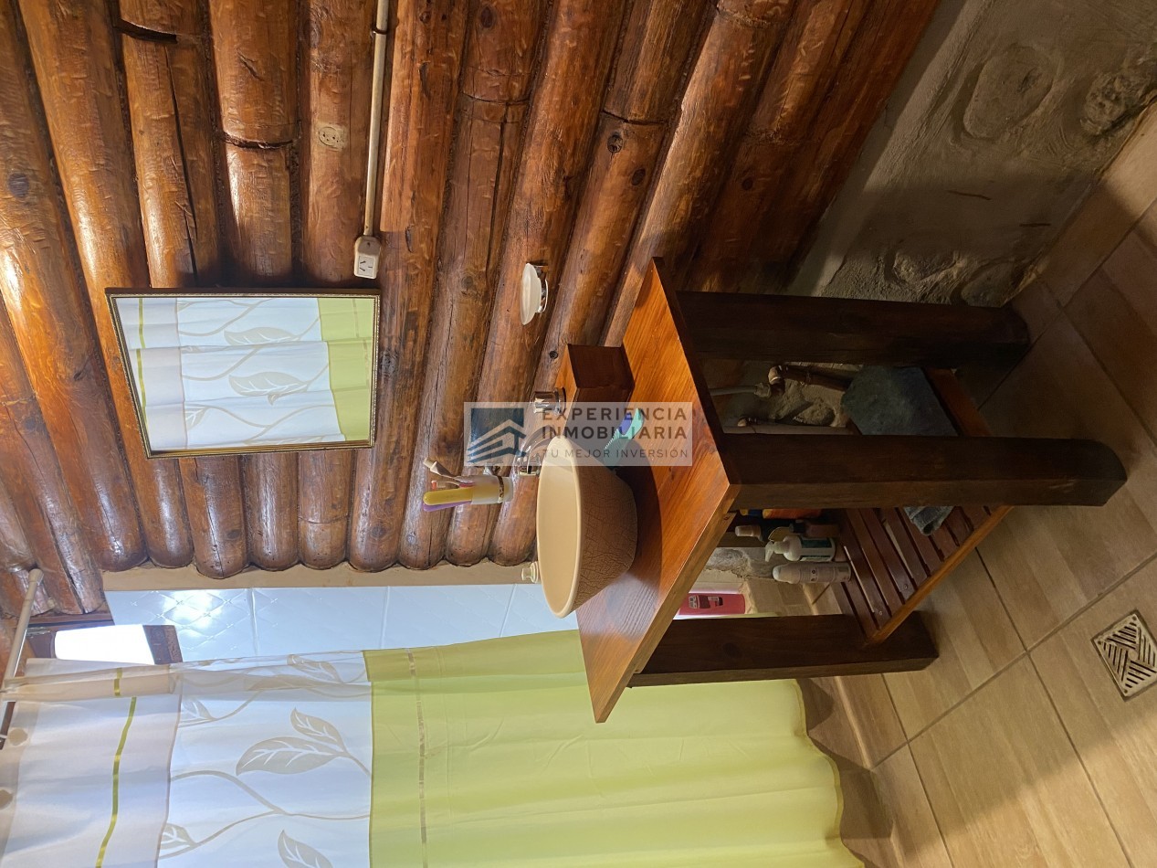 CALIDA VIVIENDA DE TRONCOS EN VENTA EN CAFAYATE